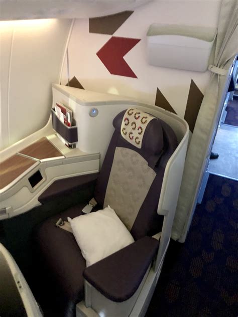 The carrier operates a domestic network in morocco and international flights to africa, asia, europe. Royal Air Maroc Customer Reviews | SKYTRAX
