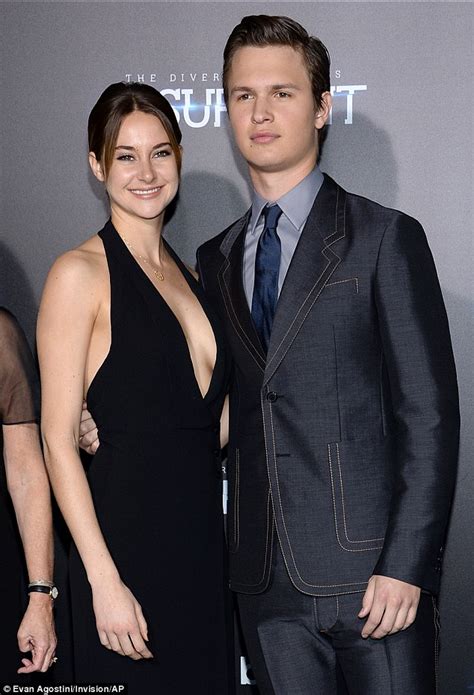 Shailene Woodley Dares To Bare At Insurgent Premiere Daily Mail Online