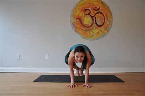 How To Make These Fear Inducing 5 Yoga Poses A Little Less Scary This