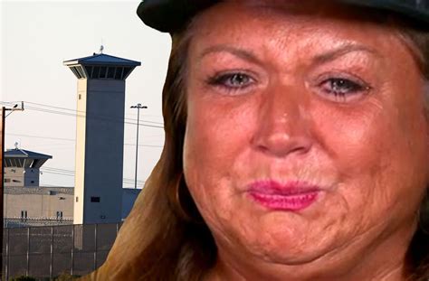 Insider Abby Lee Millers Sad Thanksgiving In Prison At Fci Victorville
