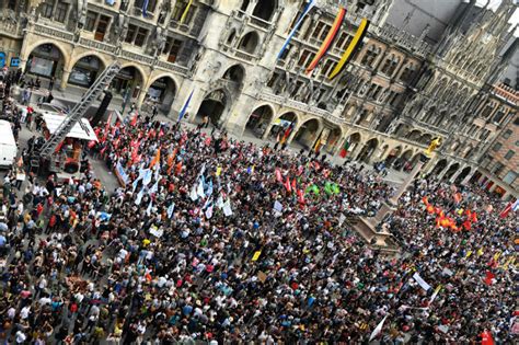 June 23 — the human rights commission of malaysia (suhakam) wishes to express its concerns on the actions by the police using specific laws against activists, politicians, journalists and human rights defenders for exercising their freedom of expression. Freedom of expression - GERMANY: Bavaria passes bill ...
