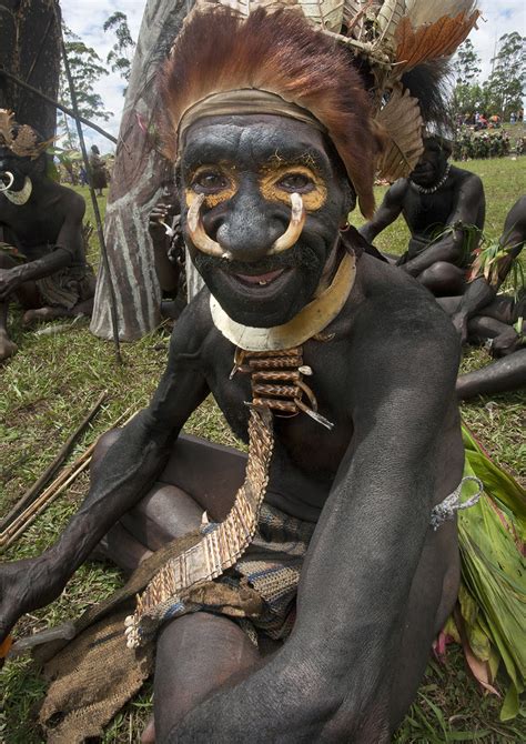 Creating conversations from the news. Chimbu Tribe Man During Mount Hagen Sing Sing Cultural Sho ...