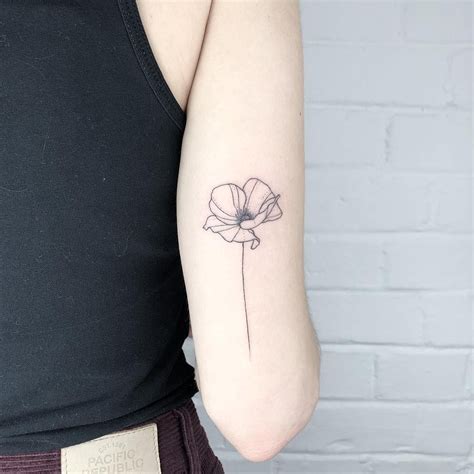 Elisa On Instagram Fine Line Poppy 💕 Elsetattoo Art