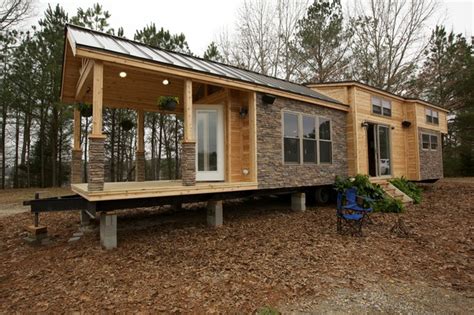 Fyi Network Tiny House Nation 400 Sq Ft Vacation Home Modern New