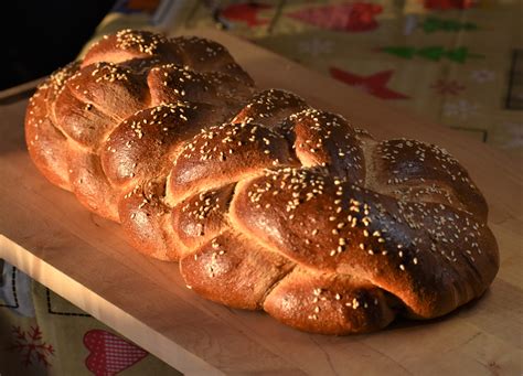 Place in a ring on a greased cookie sheet. Christmas Bread Braid Plait Recipe : Plait bread (guyanese ...