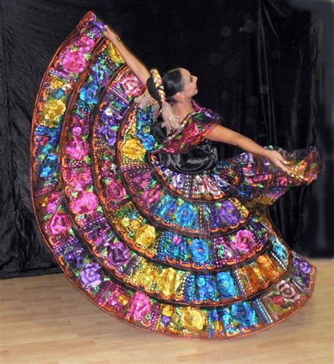 Pin By Rosemary On Folklorica Traditional Mexican Dress Ballet
