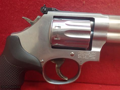 Smith And Wesson Model 617 6 22lr 6 Full Lug Barrel Ss 10 Shot Revolver