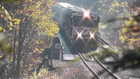 Westbound Ns Freighter Crossing The Letchworth High Bridge