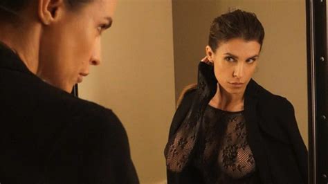 The Nude Look Of Elisabetta Canalis Under Her Jacket She Dares With Lace And Transparencies