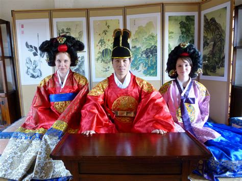 My friends and I dressed up as Korean royalty (월미도) | Korean royalty ...