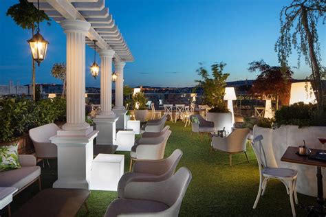 Contact us to reserve a table. Drinks with a view: these are the best rooftop bars in ...