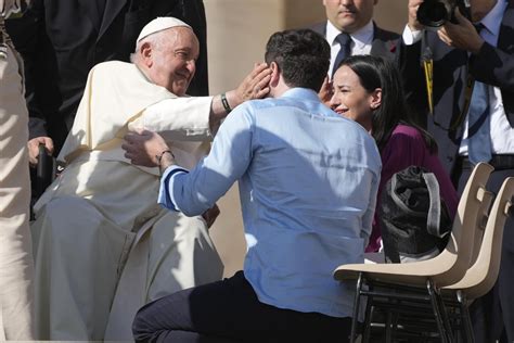 pope approves blessings for same sex couples dnyuz