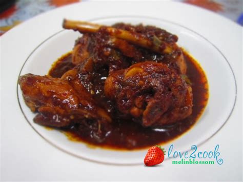 Nasi ayam adalah satu menu yang digemari ramai. Melinblossom: Ayam Masak Palembang
