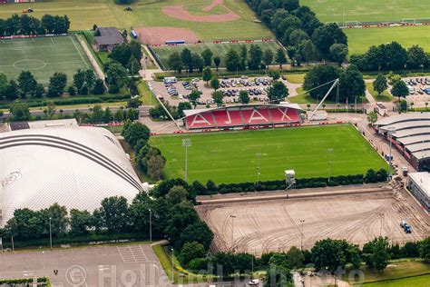 Hollandluchtfoto Duivendrecht Luchtfoto Ajax Sportpark De Toekomst