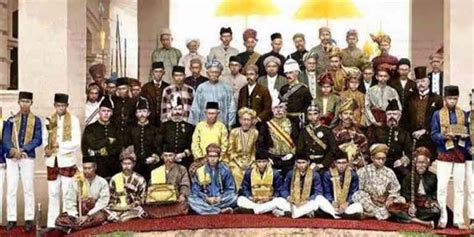 Compared with other maktab rendah sains mara in perak. Persidangan Raja Melayu Yang Pertama Di Kuala Kangsar Pada ...
