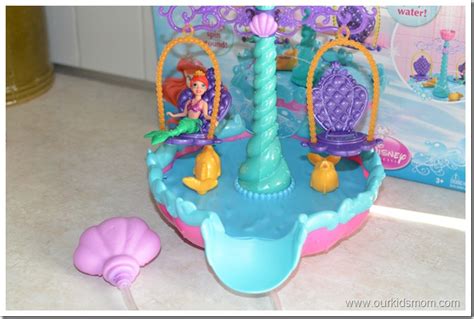 Disney Princess Ariels Floating Fountain Playset