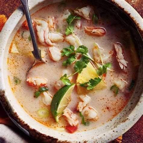 Soupe au lait de coco et aux crevettes Tom Kha Kung