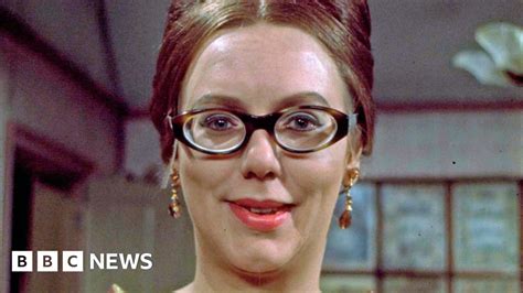Anna Karen On The Buses And Eastenders Actress Dies In Fire At 85