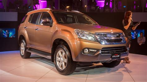 Isuzu Mu X Launched In Malaysia 7 Seater Suv Is Priced From Rm152k To