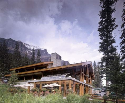 Moraine Lake Lodge Holiday Architects Hotels Canada Holidays