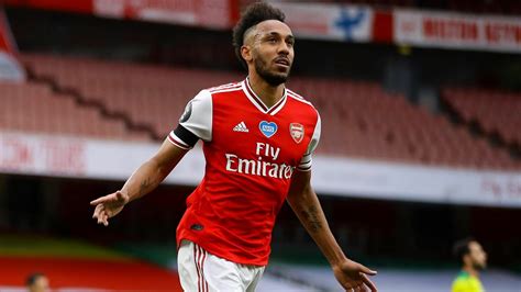 The Struggles Of Pierre Emerick Aubameyang At Arsenal Breaking The Lines