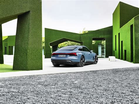 Audi E Tron Gt Quattro Specs And Photos 2021 2022 2023 2024