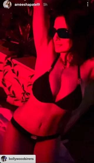 Ameesha Patel Sexy Nude Pics RealPornClip Com