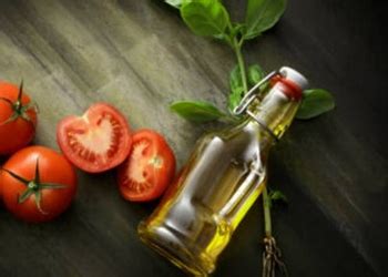 Saya memilih minyak zaitun olivie plus ni sebabnya. 9 Cara Memakai Minyak Zaitun Untuk Wajah Sebelum Tidur ...