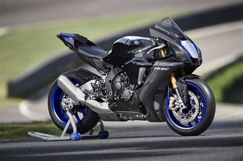 Для этого есть соответствующие темы! Yamaha presenteert 2020 YZF-R1 en R1M | MotoPlus