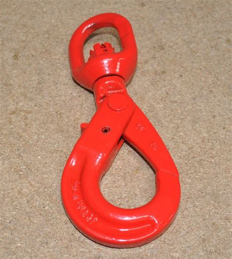 Swivel Self Locking Safety Hook Recovery Equipment