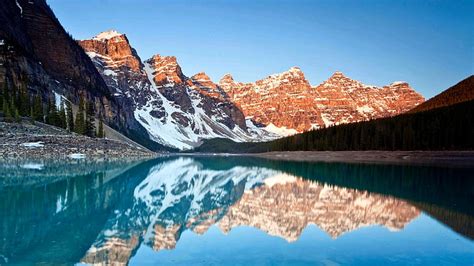 Moraine Lake Valley Of The Ten Peaks Ten Peaks Banff National Park