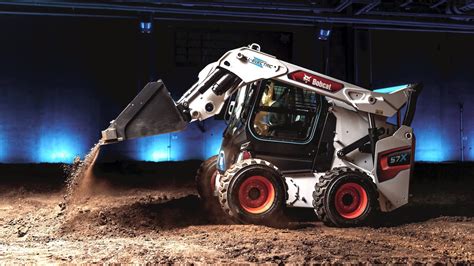 Bobcat Unveils Worlds First All Electric Skid Steer Loader And New All