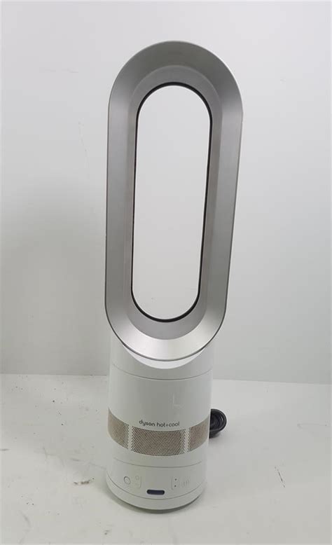 This model of the pure cool range could be the best dyson air conditioner of the moment according to several users since it is suitable for efficiently heating the home and office. Cash Converters - Dyson Hot And Cold Fan AM05