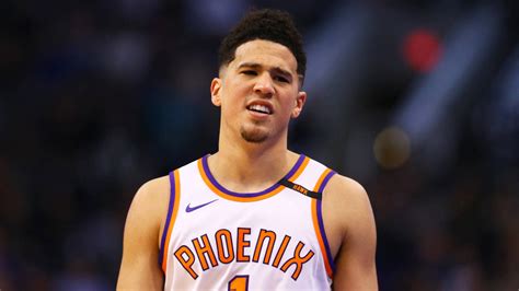 The basketballer was drafted in the first round of the 2015 nba draft devin booker bio: We'll finally get to see what Devin Booker can do | Yardbarker.com