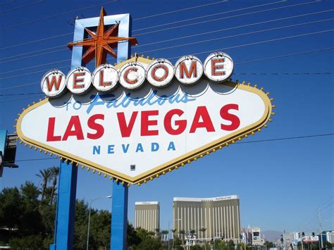 Tourism and gaming are economic drivers for vegas, with casino resort destinations all around the city. Pedacitos #8