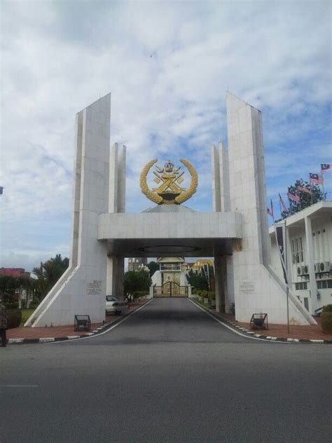 The Entrance To Istana Maziah One Of The Royal Palace In Terengganu