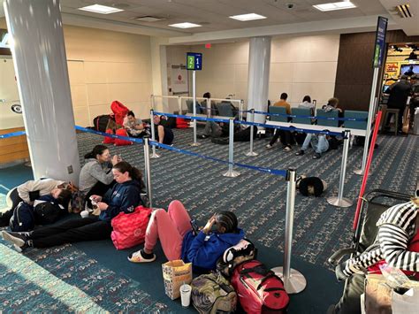Faa Computer Outage Brings Us Flights To A Standstill As Departing