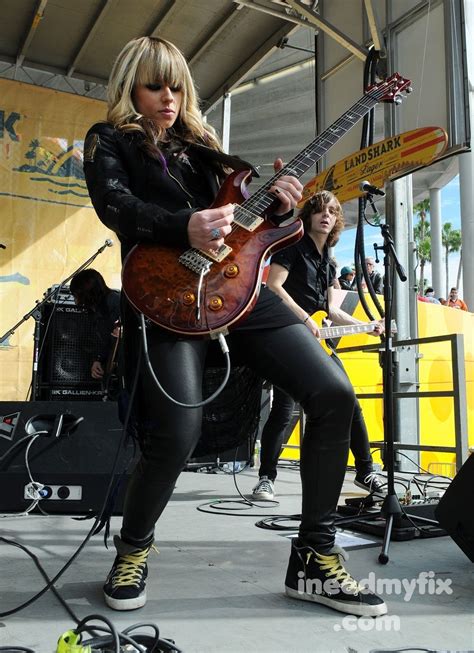 World Class Guitarist Orianthi Australia Female Musicians Women
