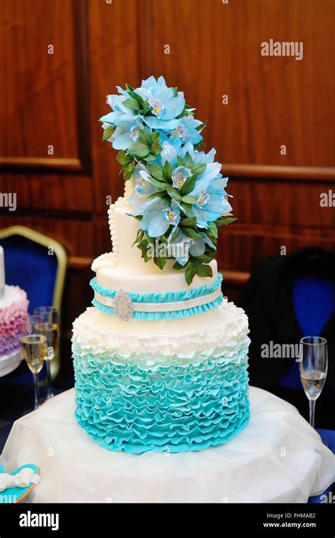 Beautiful Turquoise Three Tiered Wedding Cake Stock Photo Alamy