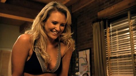 Nicky Whelan Nuda ~30 Anni In Friends With Benefits
