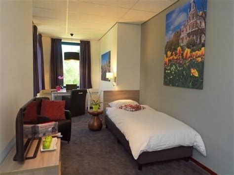 Quicktext creates ai chatbots for hoteliers. Amsterdam Teleport Hotel - Compare Deals
