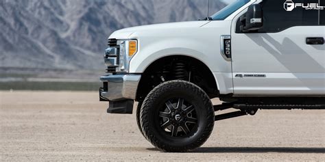 Ford F 350 Super Duty Maverick Dually Front D538 8 Lug Gallery Down