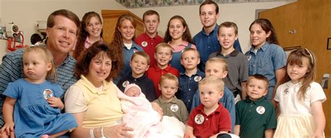 Josh duggar is the oldest child in the family that stars in the popular tlc show, 19 kids and duggar's dad jim bob duggar served in the arkansas house of representatives from 1999 to 2002. How Josh Duggar's Siblings Are Moving on After His ...