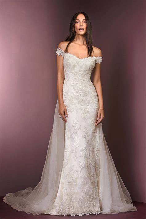Ellis Bridals Lace Off Shoulder Fitted Wedding Dress Sell My Wedding