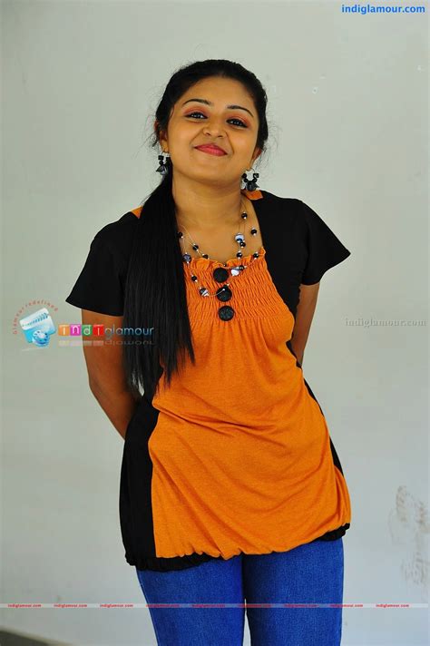 Sruthi Bala Actress Hd Photosimagespics And Stills