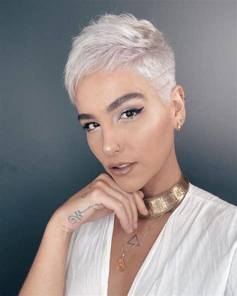 27 Very Short Haircuts For Women Who Need A Big Makeover
