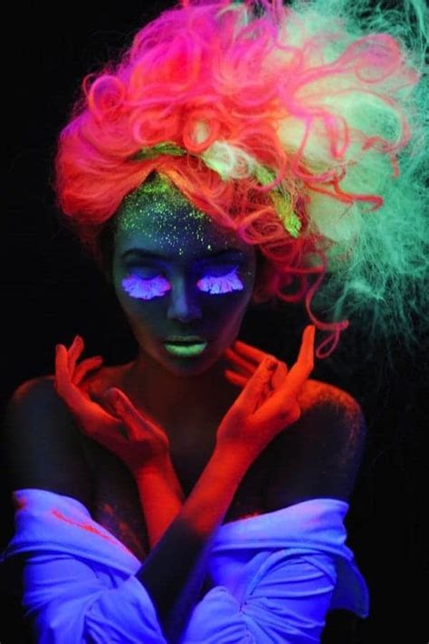 In order to get hair from black to. This Awesome New Hair Dye Means Your Rainbow Hair Will ...
