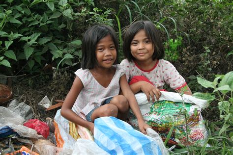 Asia Philippines The Slums In Angeles City Asia Play Poverty Cebu Philippines 32 Min Pov