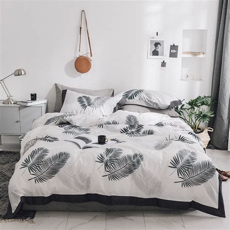 Omelas 3pcs heart duvet cover set queen size black and white striped reversible full/queen bedding set soft breathable microfiber duvets cover without comforter 4.1 out of 5 stars 311 $33.99 $ 33. Black and White Fern Leaf Rustic Shabby Chic Full, Queen ...