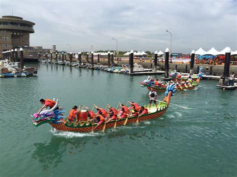 The dragon boat festival is a traditional holiday which occurs on the 5th day of the 5th month of the traditional chinese calendar. 海上賽龍舟 竹圍漁港鑼鼓喧天迎端午 | 旅遊 | 新頭殼 Newtalk